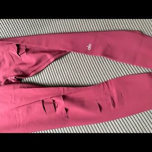 Alo Yoga Ripped Maroon Leggings